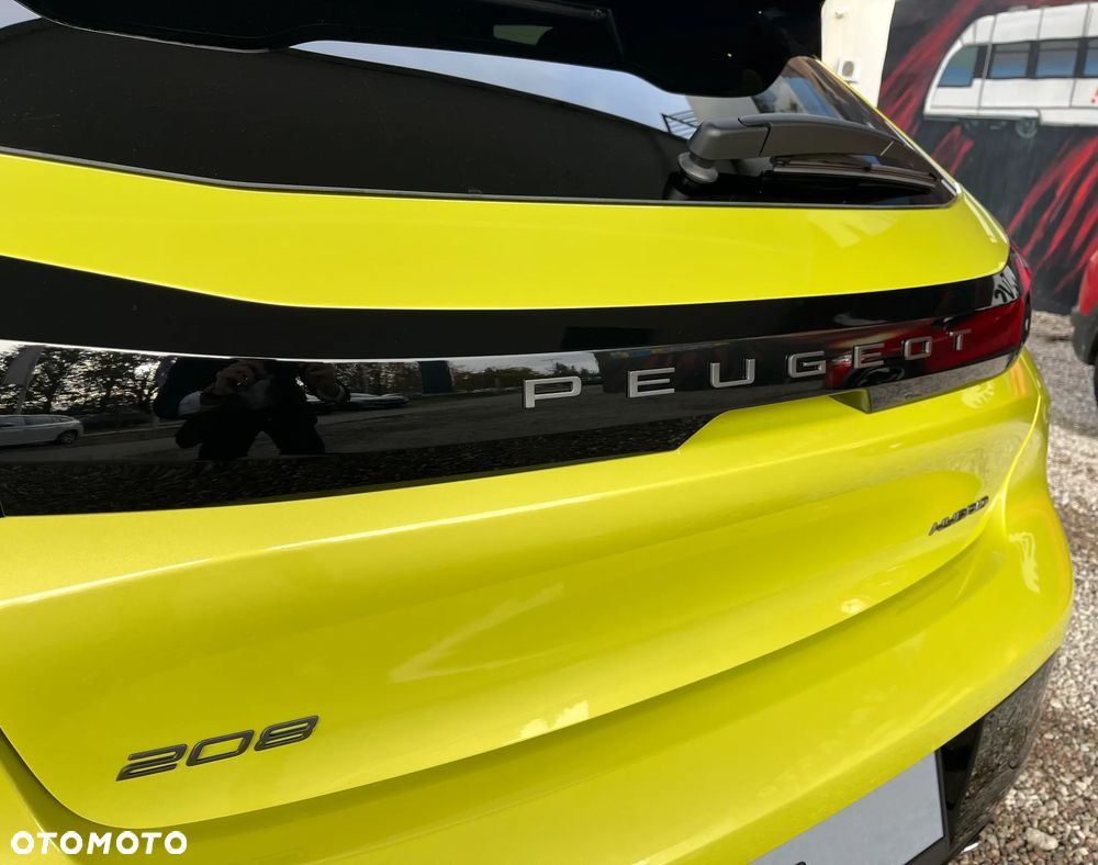 Peugeot 208 1.2 mHEV GT - 16