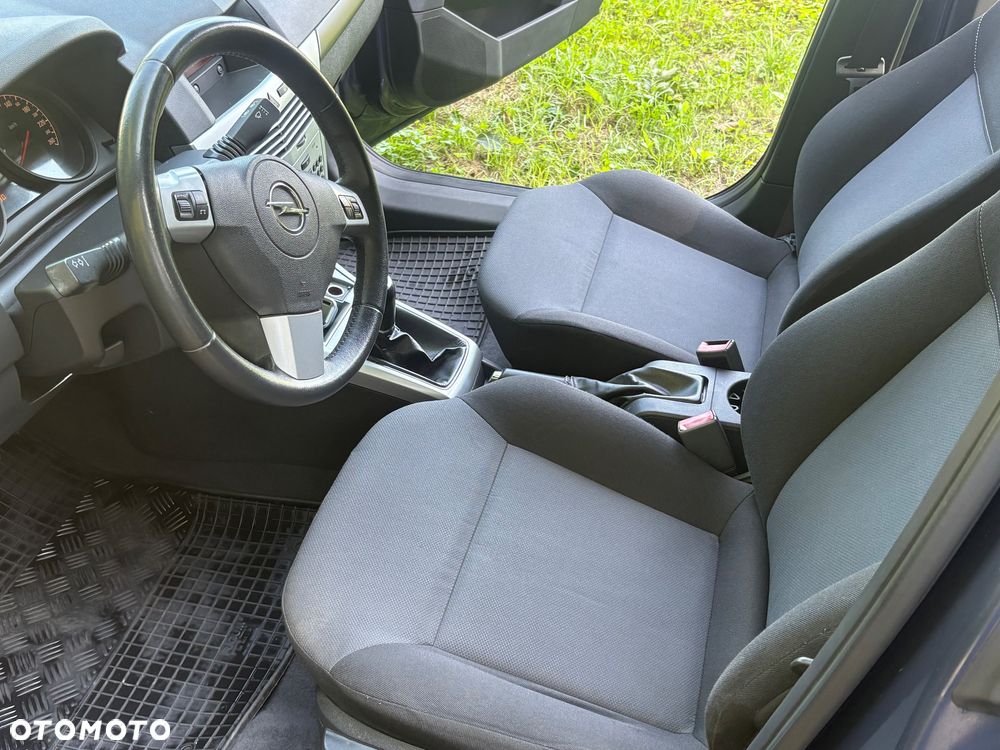 Opel Astra 1.4 - 15