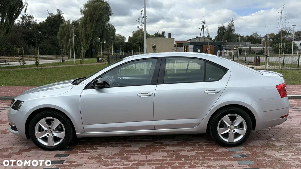 Skoda Octavia 1.5 TSI ACT Ambition - 2