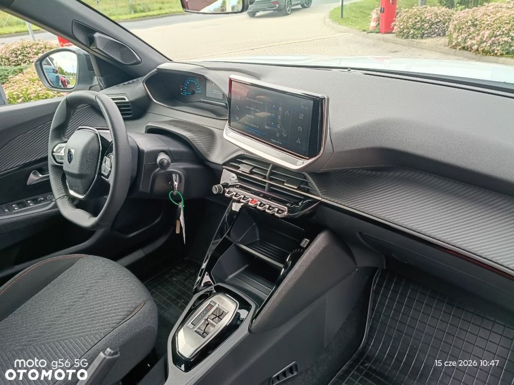 Peugeot 2008 - 11