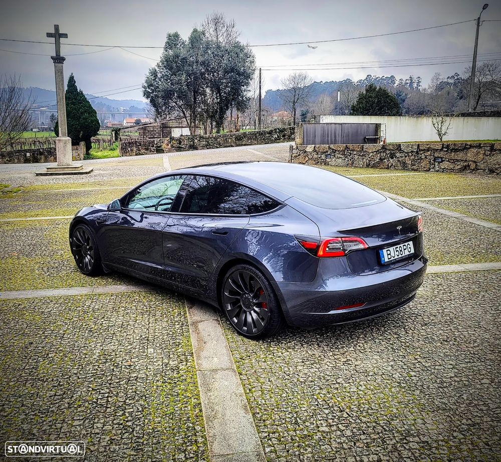 Tesla Model 3 Long Range AWD Dual Motor Performance - 3