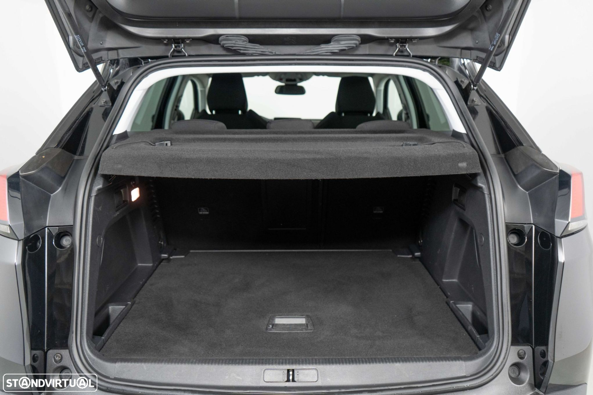 Peugeot 3008 1.2 PureTech Active - 11