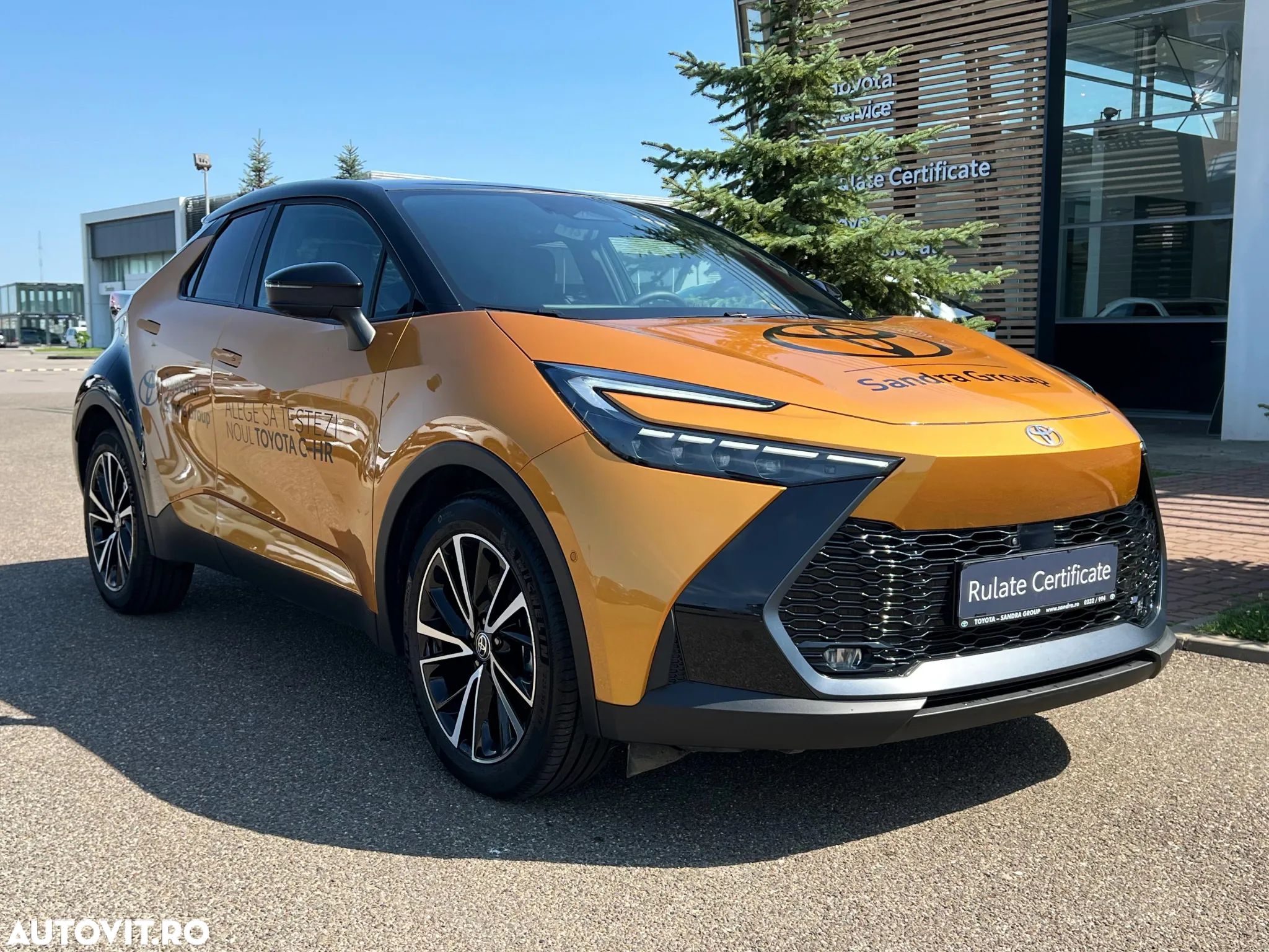 Toyota C-HR 2.0 PHEV 223 CP 4x2 CVT Premiere Edition - 1