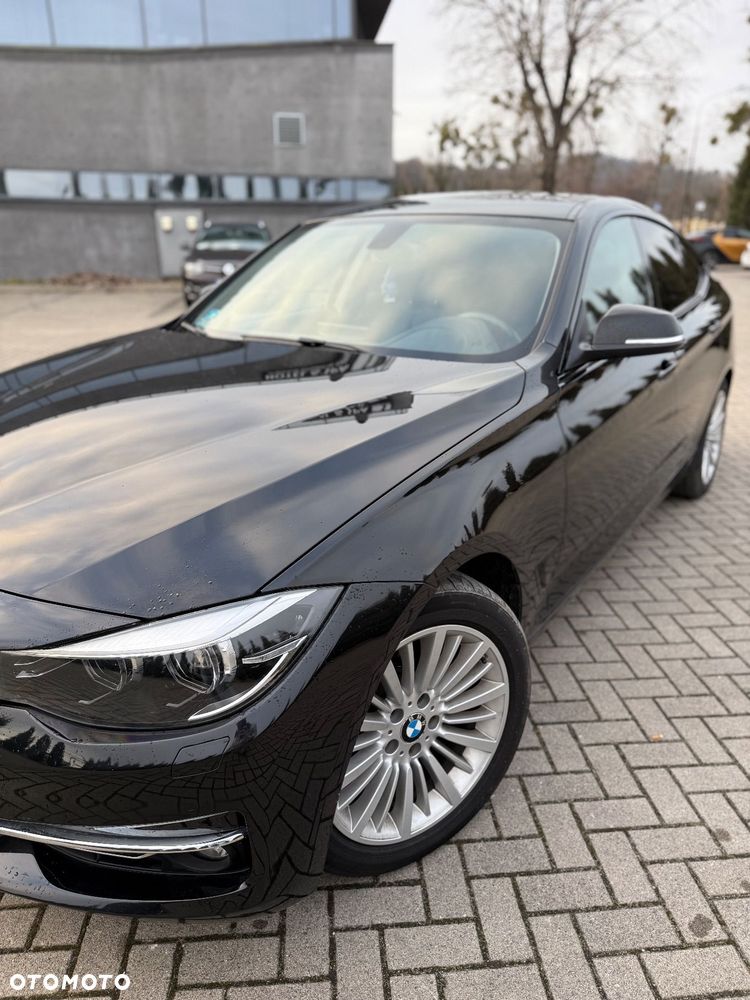 BMW Seria 3 318d Luxury Line - 14