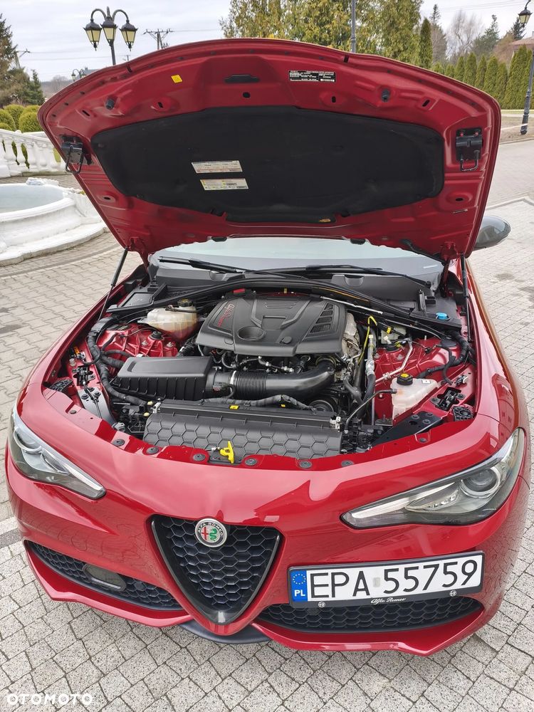 Alfa Romeo Giulia 2.0 Turbo 16V AT8-Q4 Competizione - 24