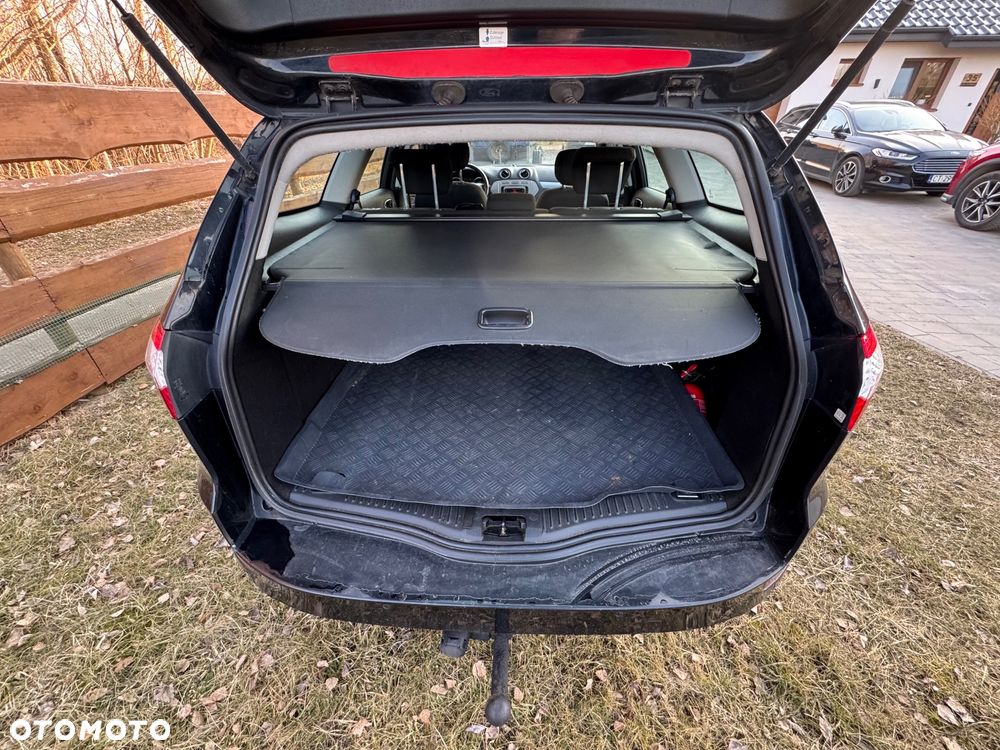 Ford Mondeo 2.0 TDCi Ambiente - 10