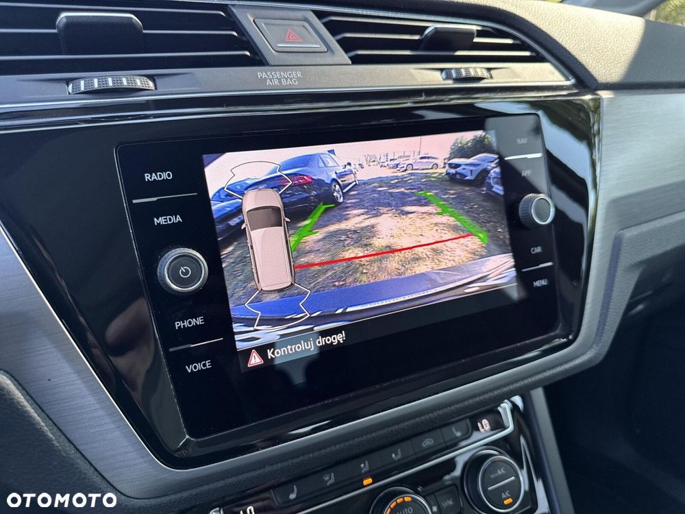 Volkswagen Touran 2.0 TDI BMT SCR Comfortline - 27