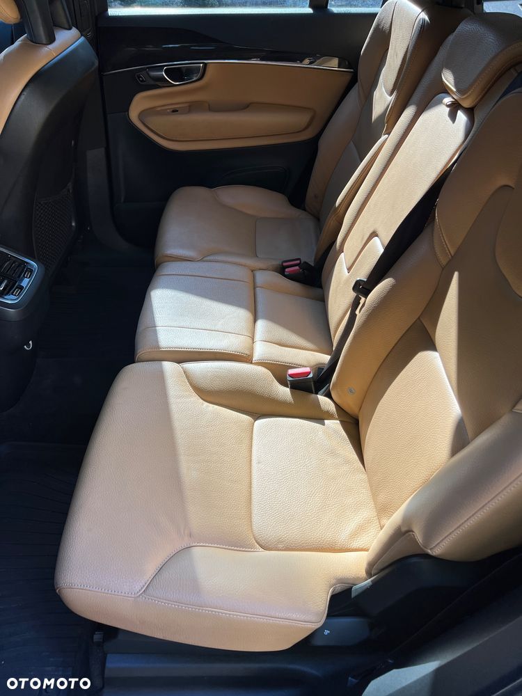 Volvo XC 90 T6 AWD Momentum 7os - 22