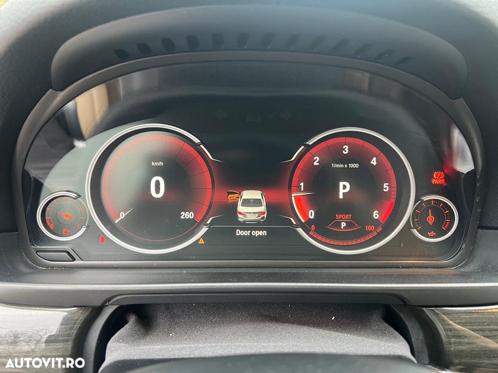 BMW Seria 5 520d Aut. Luxury Line - 17