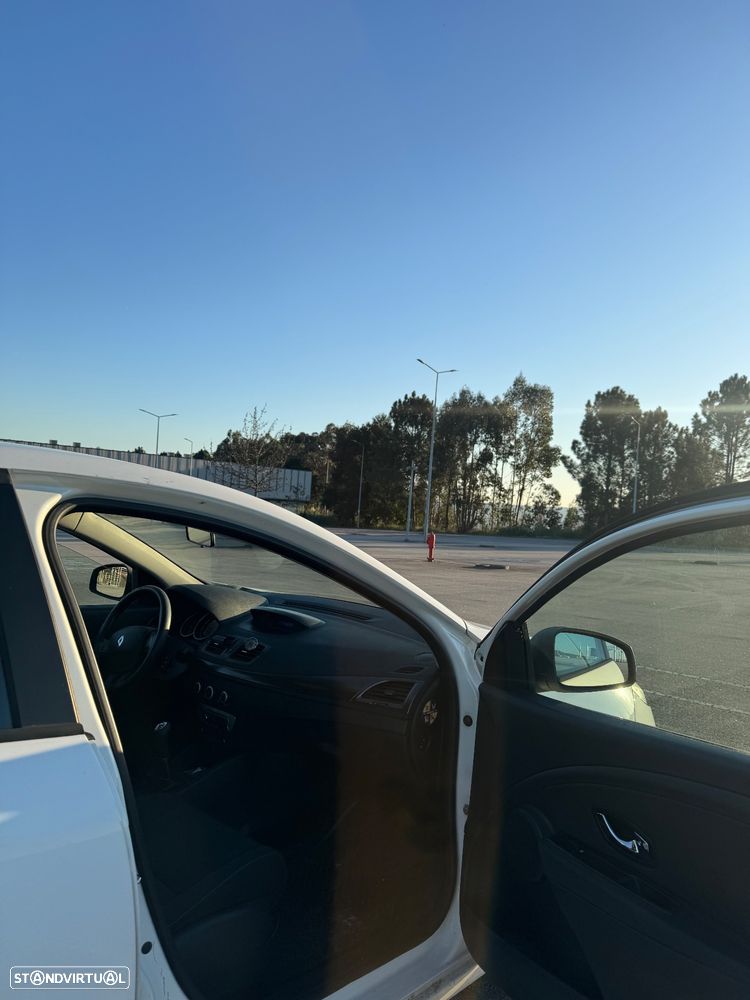 Renault Mégane 1.5 dCi Confort - 7