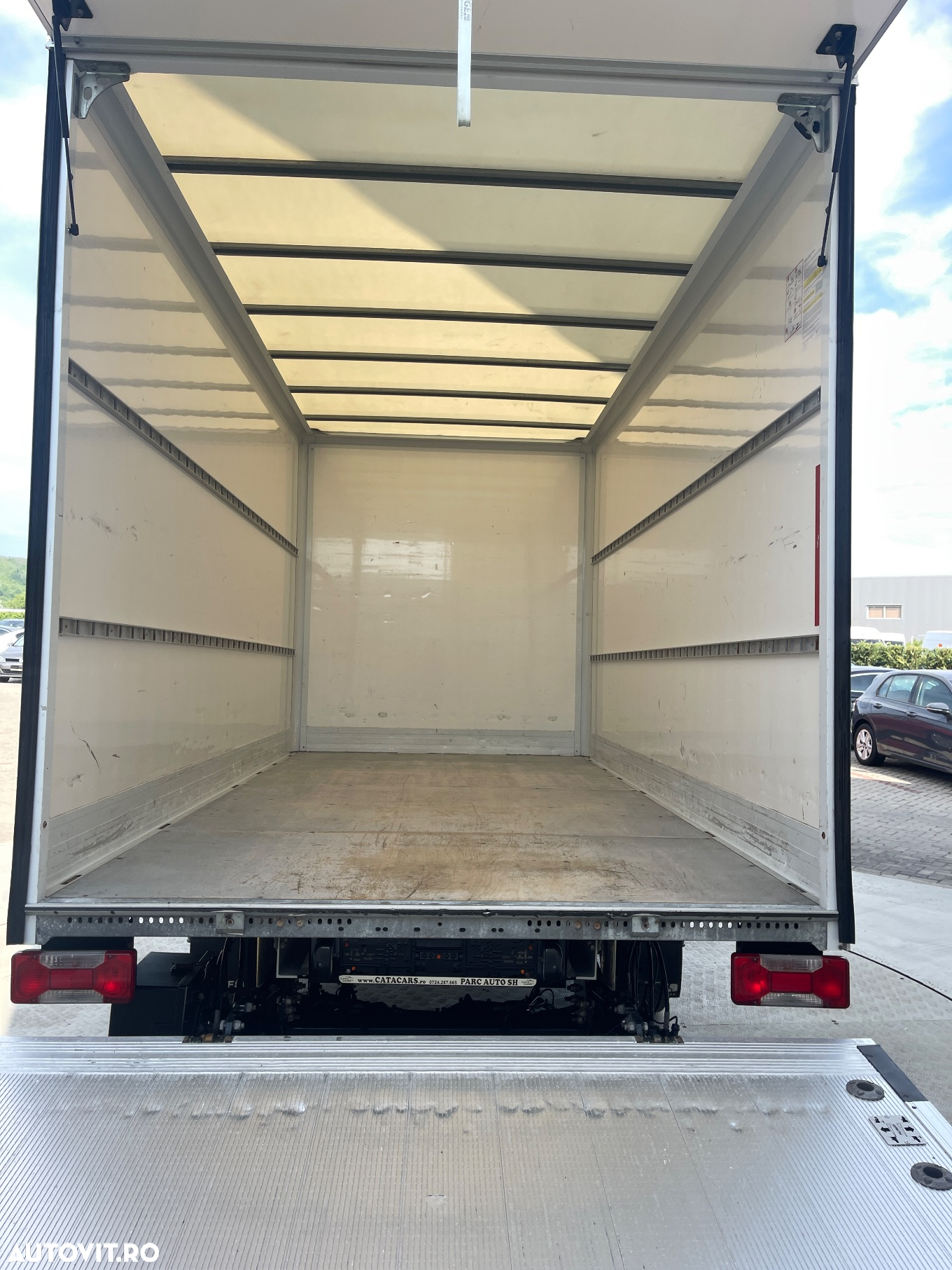 Iveco Daily 35S16 KOFFER LIFT - 17