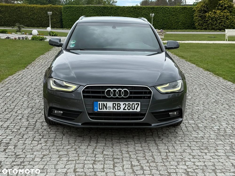 Audi A4 Avant 2.0 TDI DPF S line Sportpaket - 3