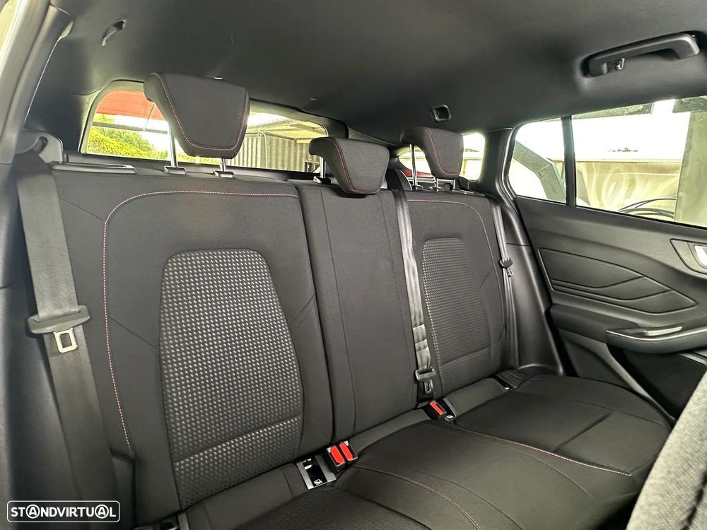 Ford Focus SW 1.0 EcoBoost MHEV ST-Line - 11