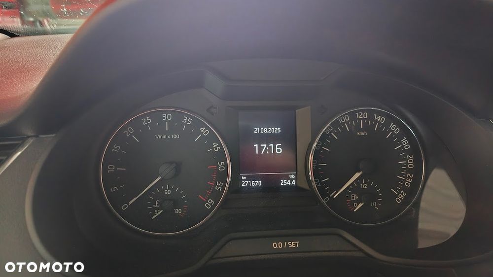 Skoda Octavia 2.0 TDI Edition - 11