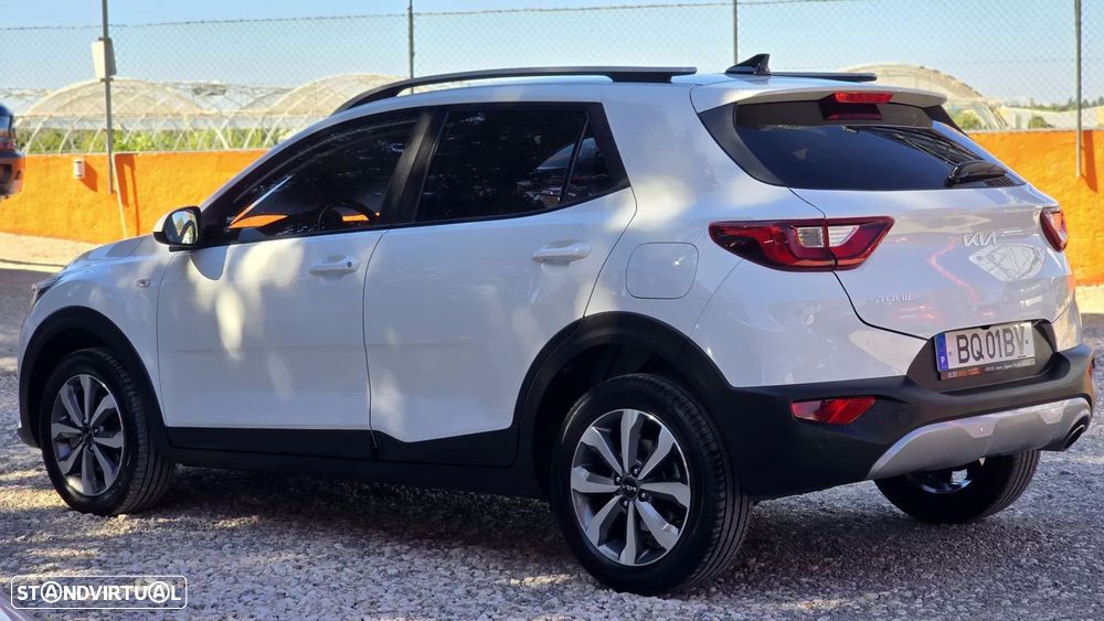 Kia Stonic 1.2 MPi Dynamic - 10