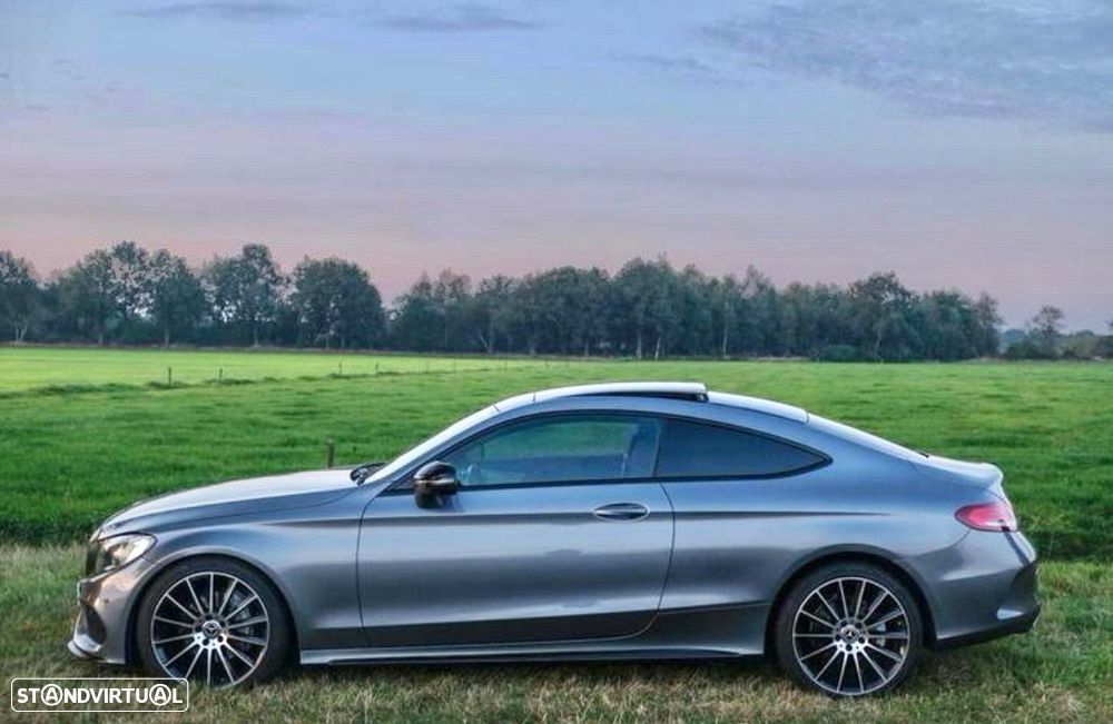 Mercedes-Benz C 220 d Coupe 9G-TRONIC AMG Line - 3
