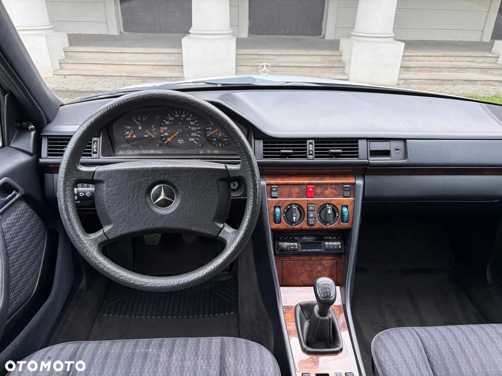 Mercedes-Benz W124 (1984-1993) - 5