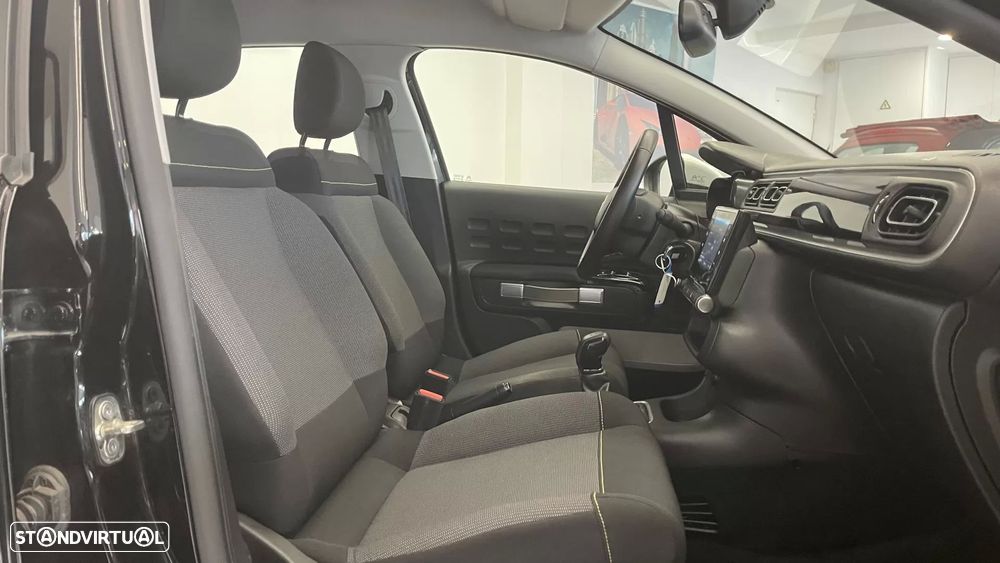 Citroën C3 1.2 PureTech Shine - 19