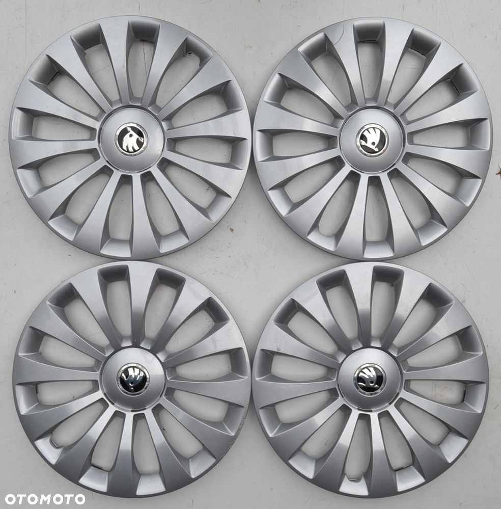 ORYGINALNE KOŁPAKI OEM SKODA 15 CALI x4szt. K-697 - 2
