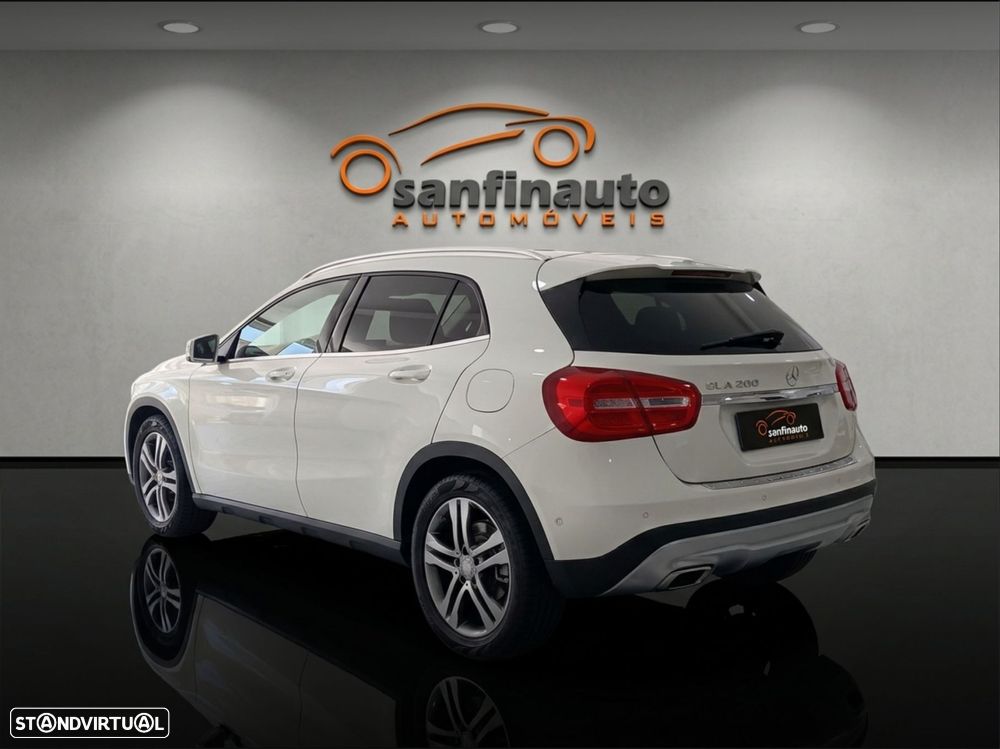 Mercedes-Benz GLA 200 CDI Aut. — fotografia 10
