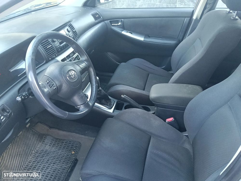 Toyota Corolla 1.4 D-4D S-Pack+AC - 12