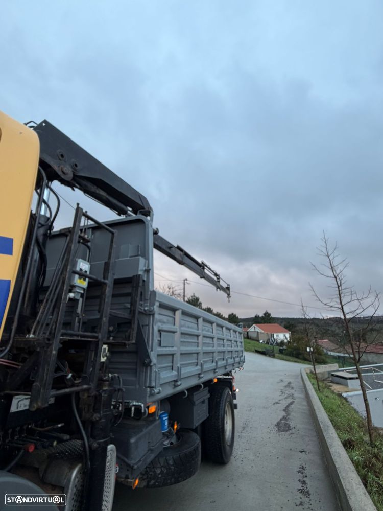 Mercedes Benz 1828 - 9