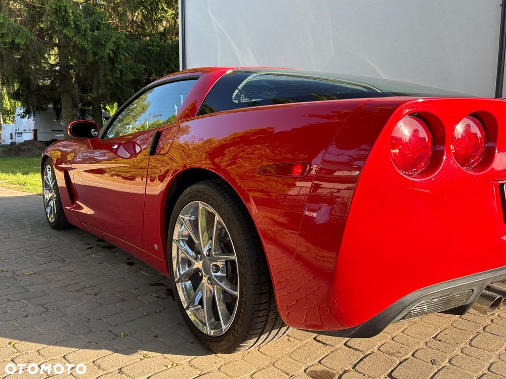 Chevrolet Corvette - 3