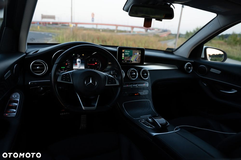 Mercedes-Benz GLC - 15