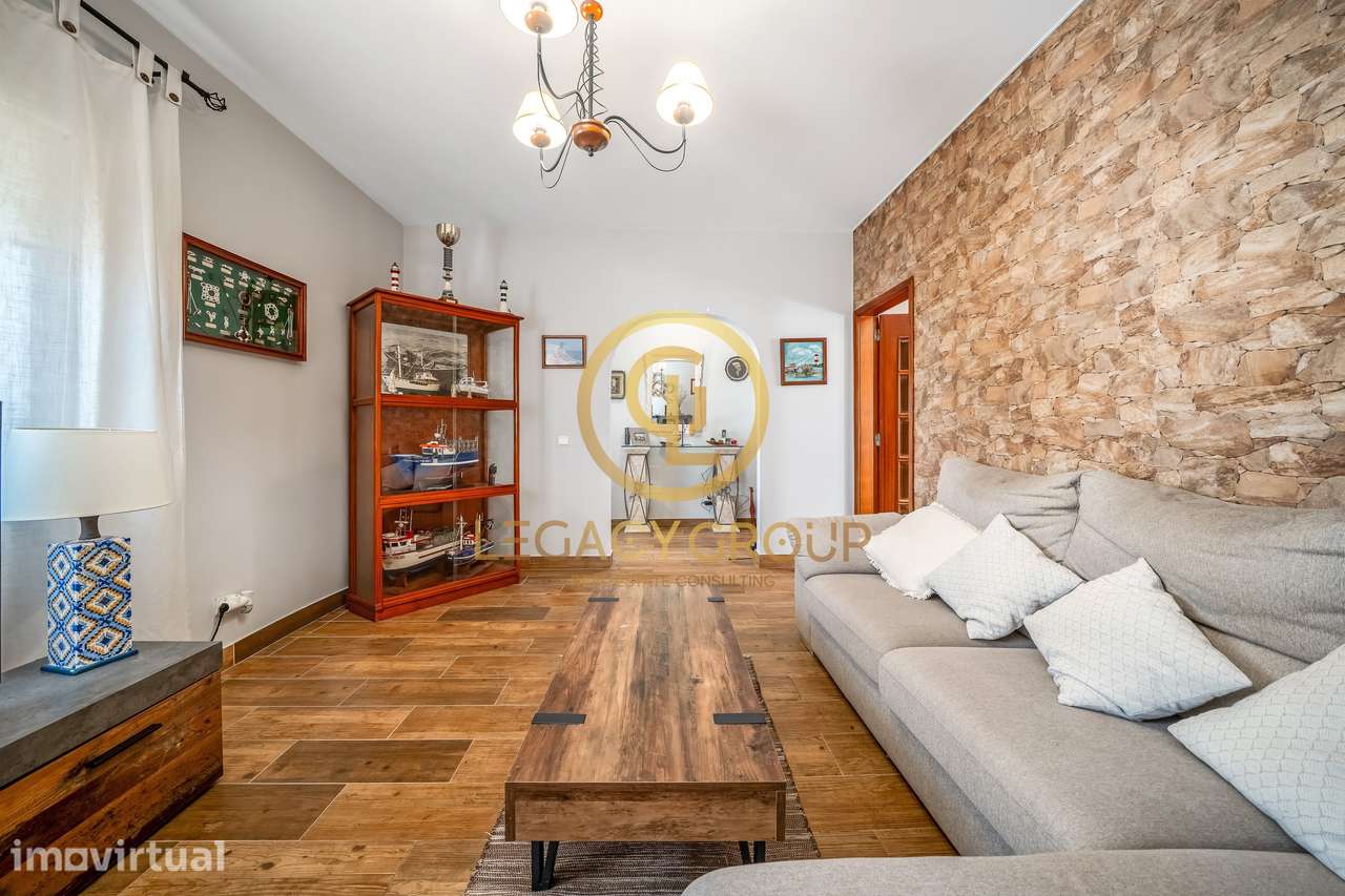 Fantástico 1.º Andar de Moradia - T2+escritório - Renovado no Centr... - Grande imagem: 5/29