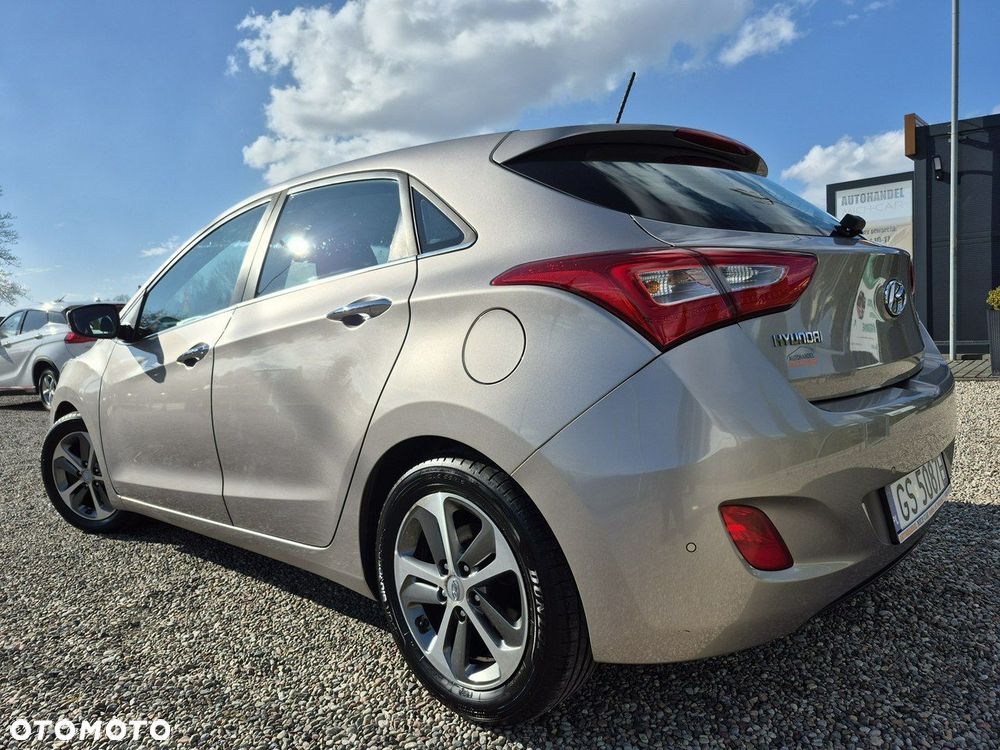 Hyundai i30 - 15