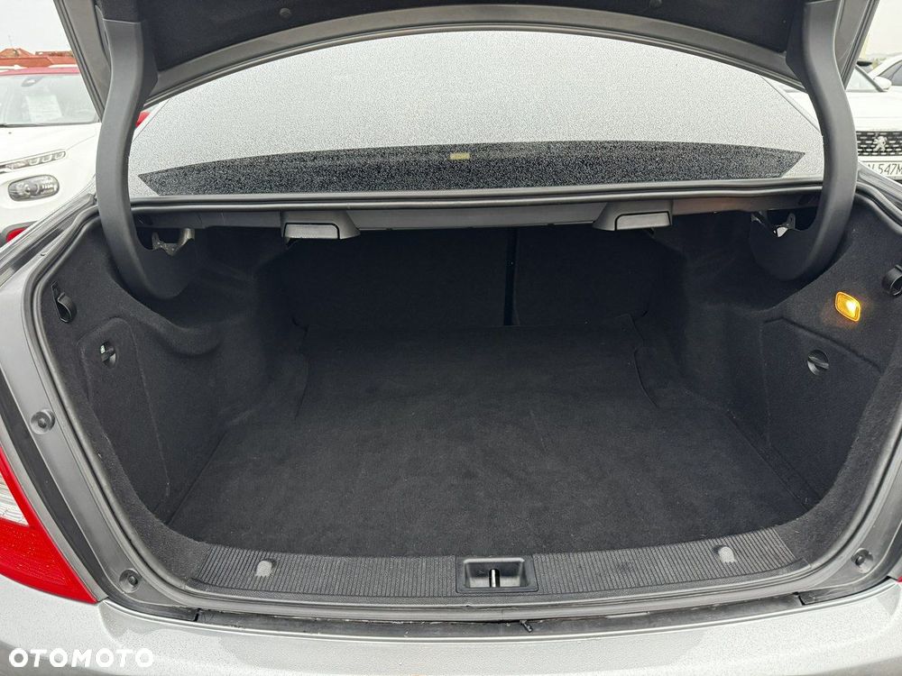 Mercedes-Benz Klasa C 200 (BlueEFFICIENCY) 7G-TRONIC Elegance - 14