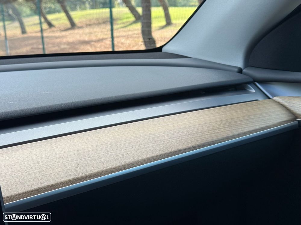 Tesla Model Y Long Range Tração Integral - 46