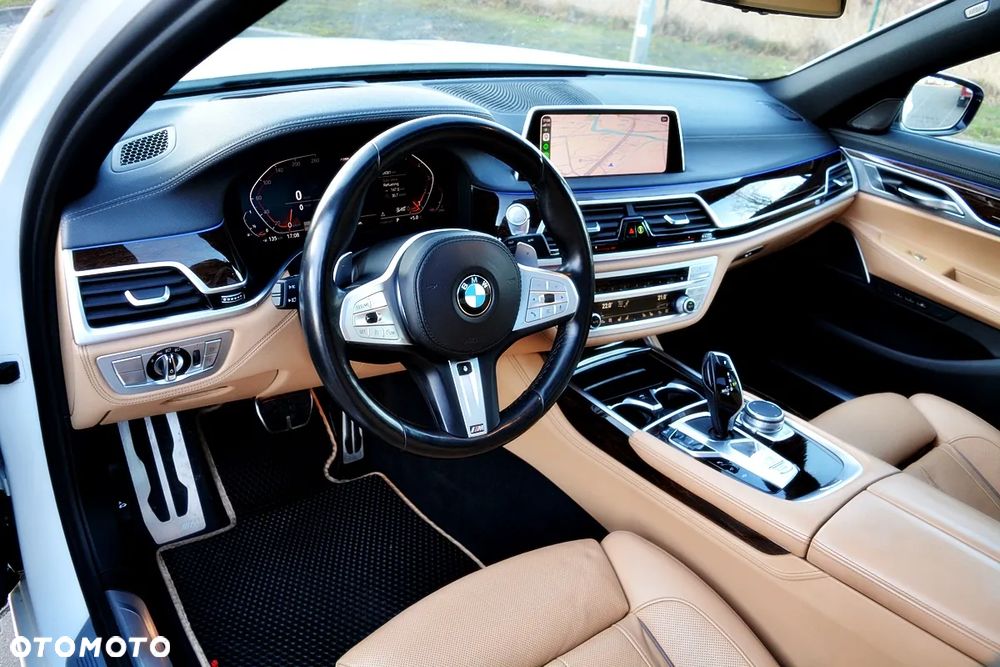 BMW Seria 7 750Li xDrive - 8