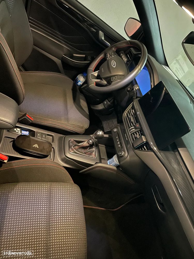 Ford Focus 1.0 EcoBoost MHEV ST-Line - 8