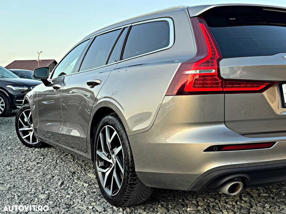 Volvo V60 T8 AWD Recharge Geartronic Inscription - 26