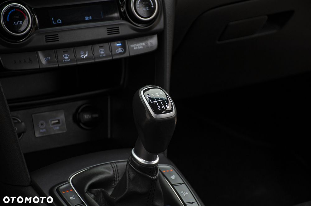 Hyundai Kona - 31
