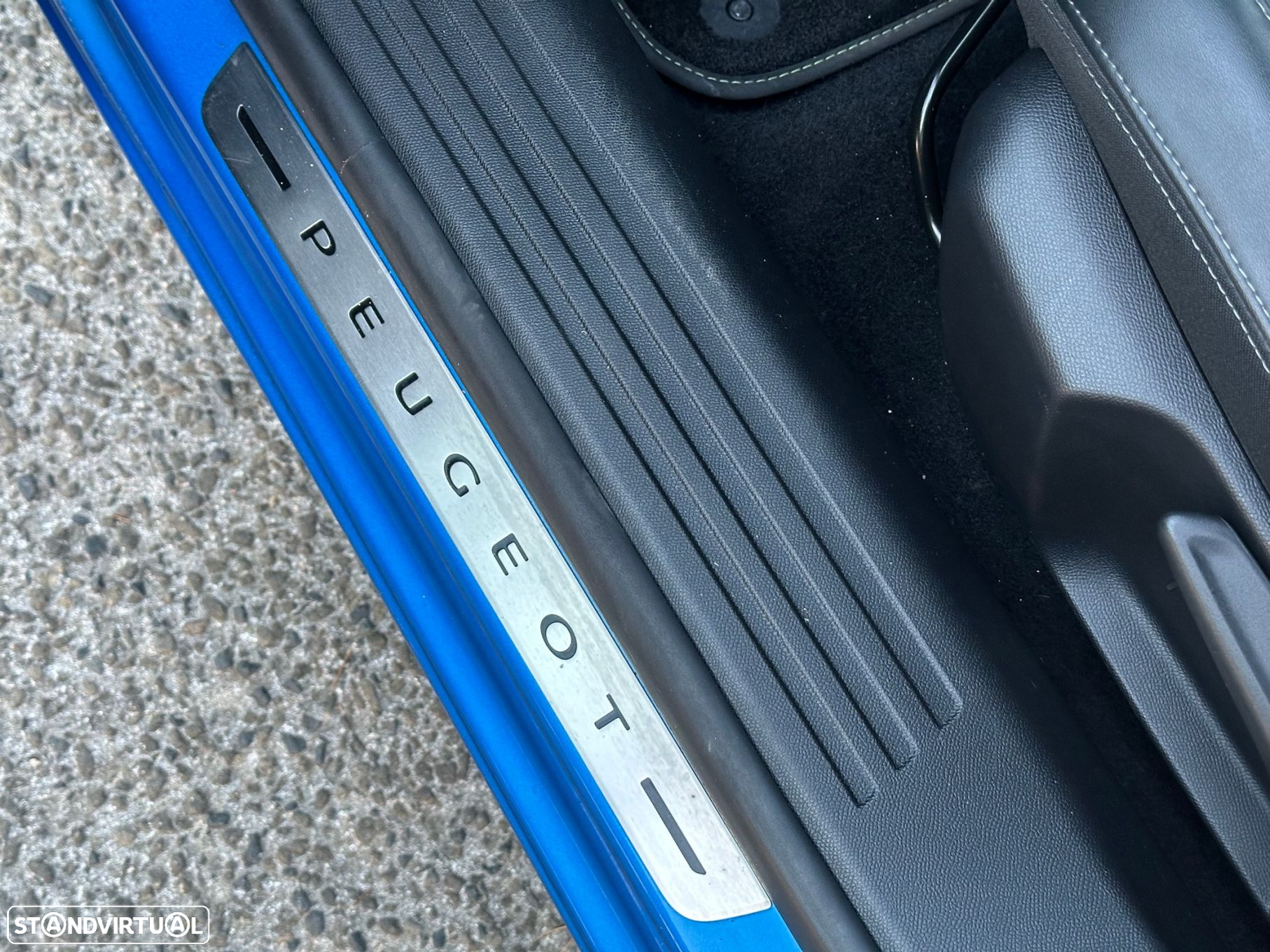 Peugeot e-2008 50 kWh GT Line - 35