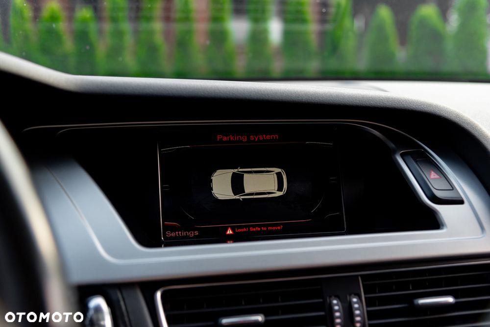 Audi A4 Avant 2.0 TDI DPF quattro S line Sportpaket (plus) - 31