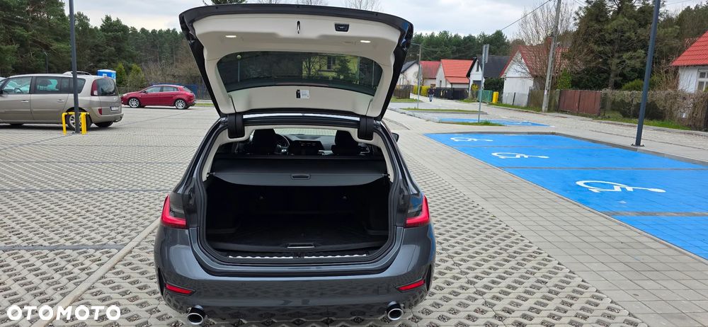 BMW Seria 3 320d Efficient Dynamics Edition Advantage - 11