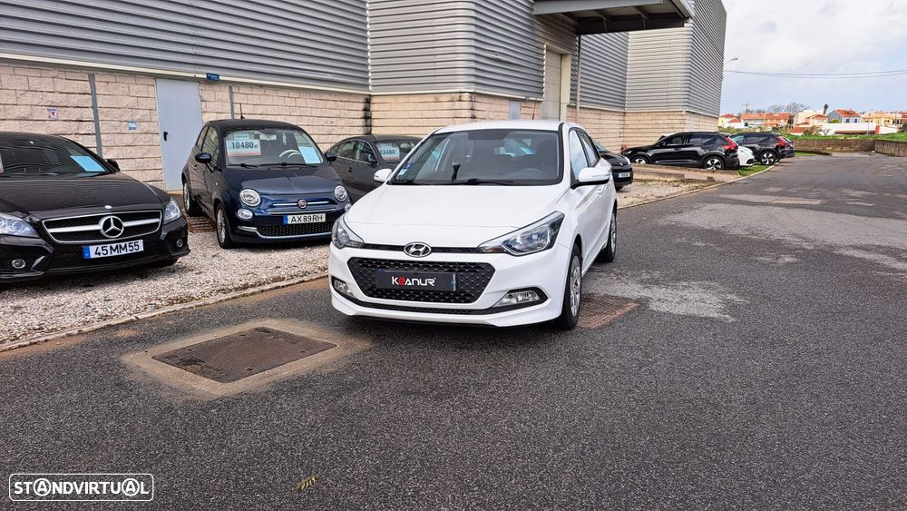 Hyundai i20 1.1 CRDi Access+Bluetooth - 2