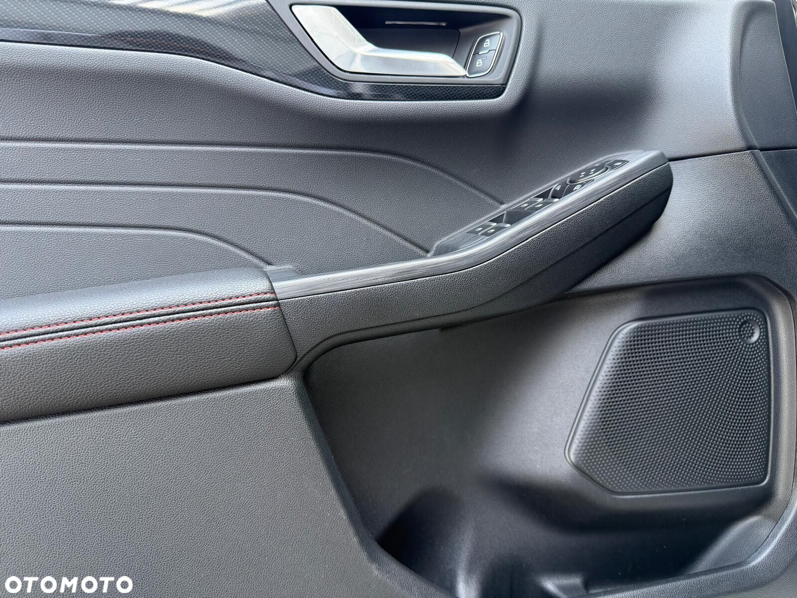 Ford Kuga - 15