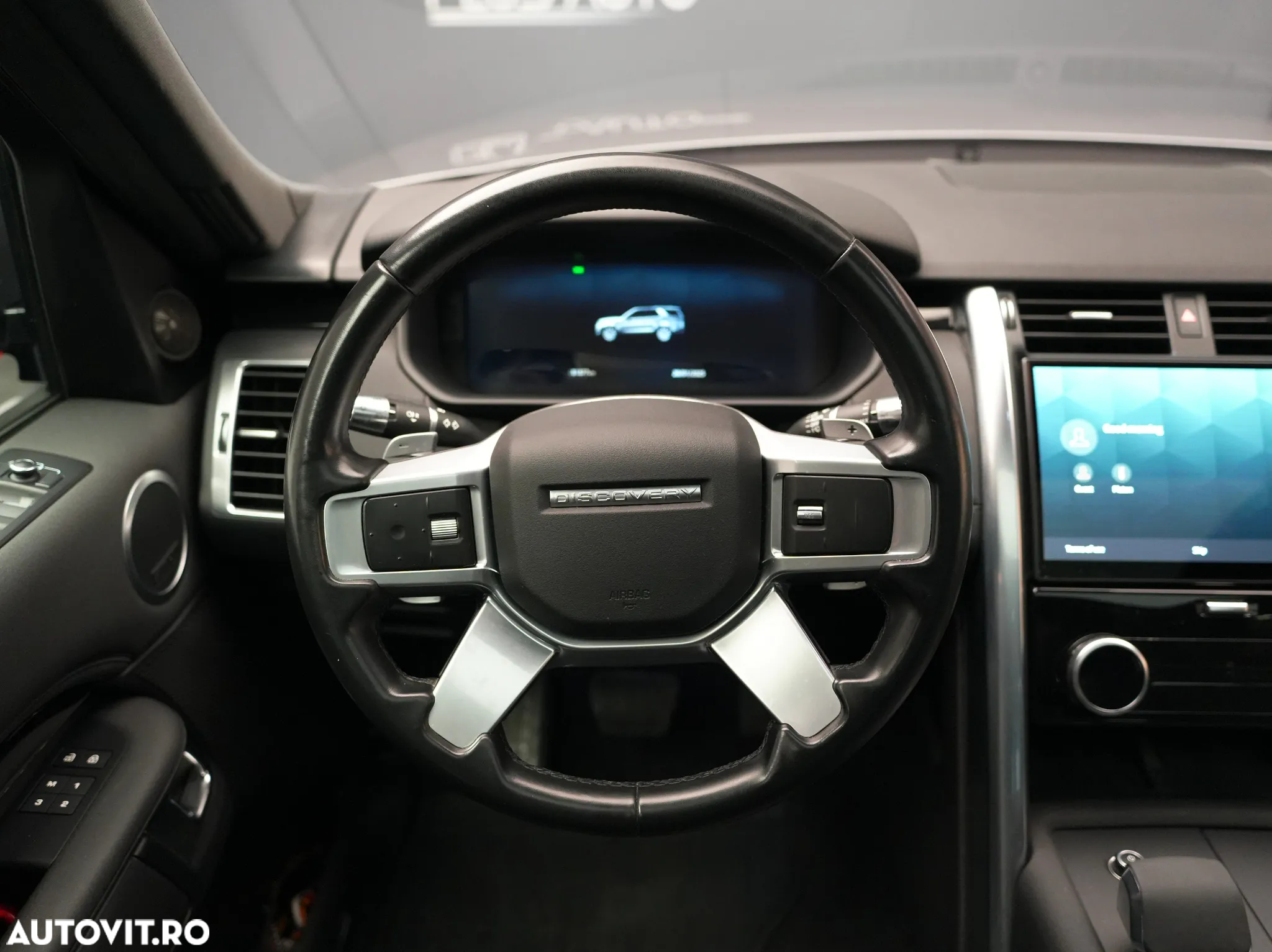Land Rover Discovery 3.0 D250 MHEV SE - 19