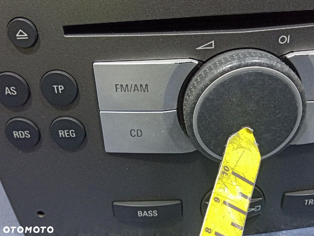 OPEL ASTRA III H RADIO FABRYCZNE OEM CD 30 WYŚWIETLACZ 93183902 - 10