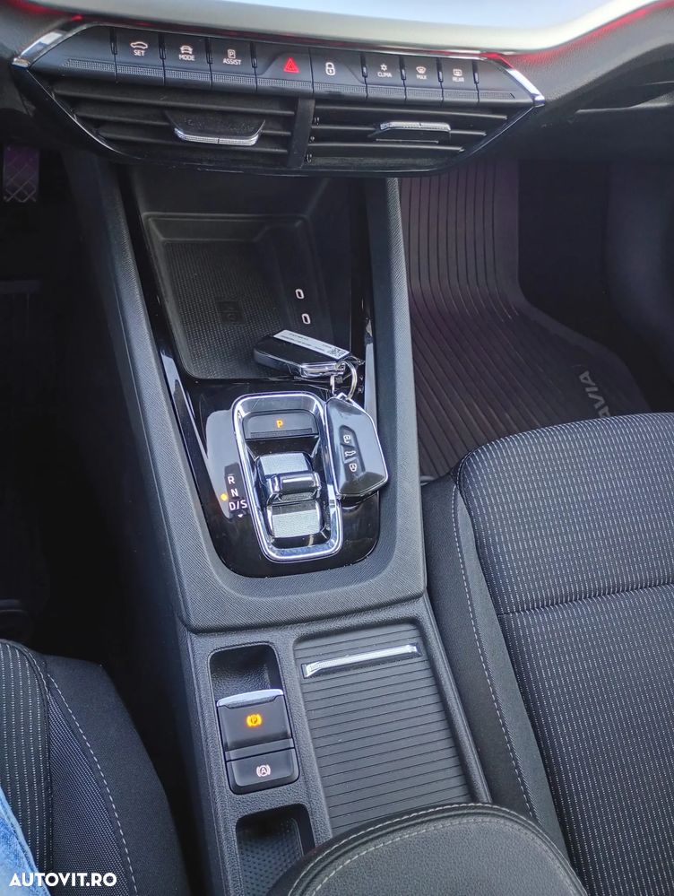 Skoda Octavia 2.0 TDI DSG Ambition - 17
