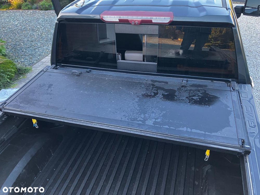 GMC Sierra - 30