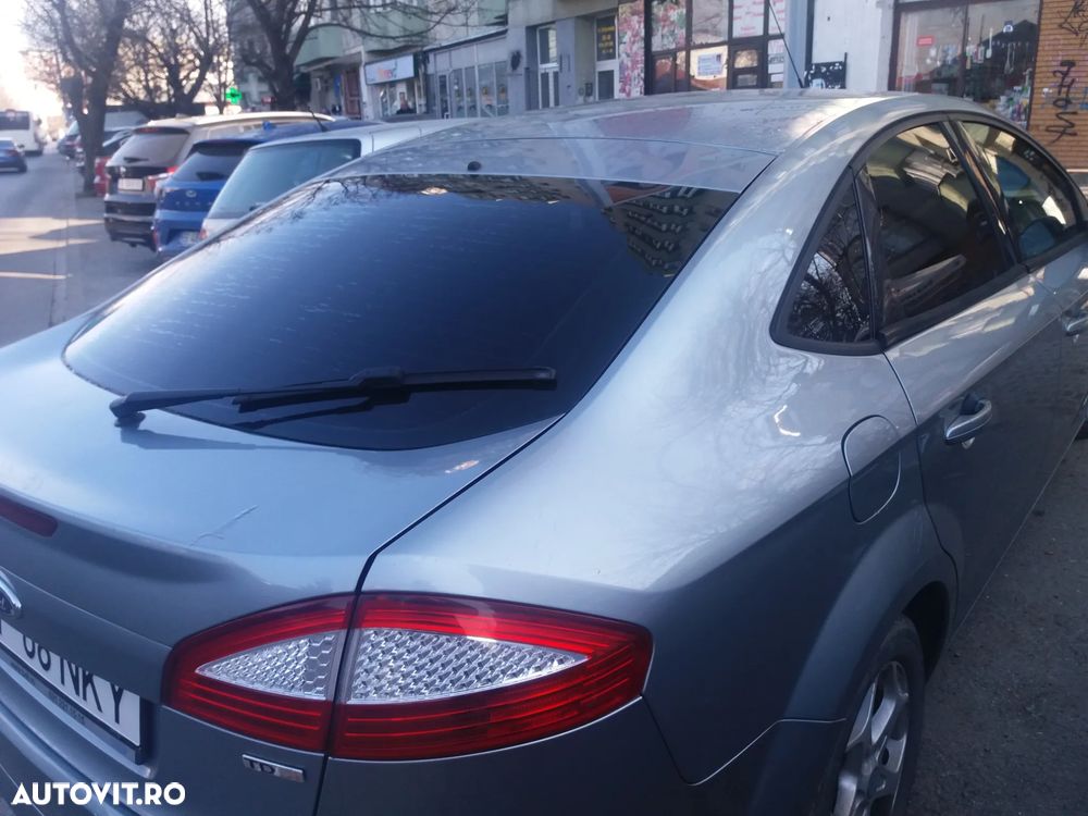 Ford Mondeo 1.8 TDCi Trend - 13