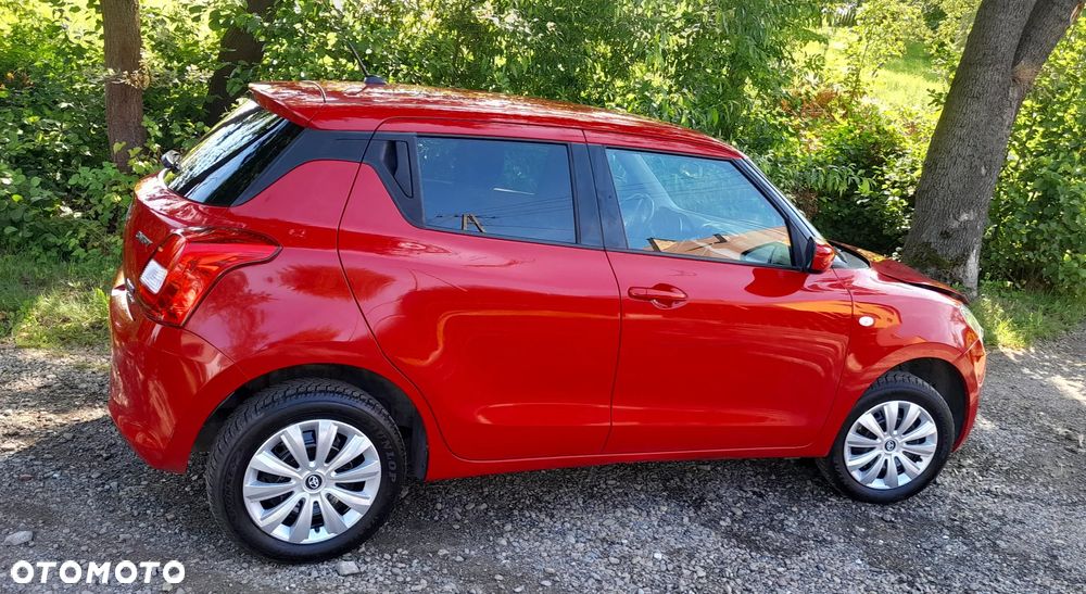 Suzuki Swift 1.2 Dualjet Hybrid Allgrip Comfort - 12