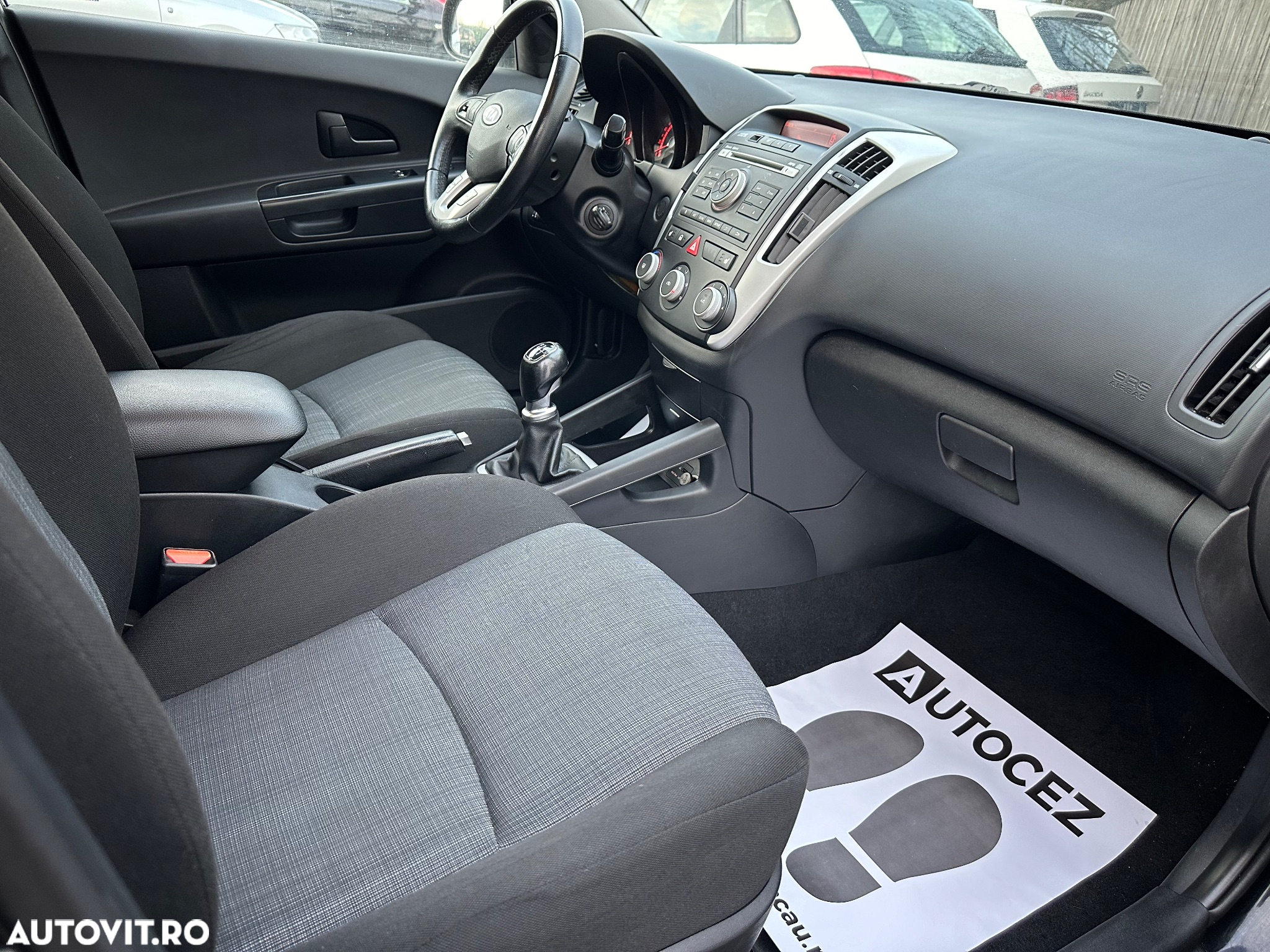 Kia Ceed - 6