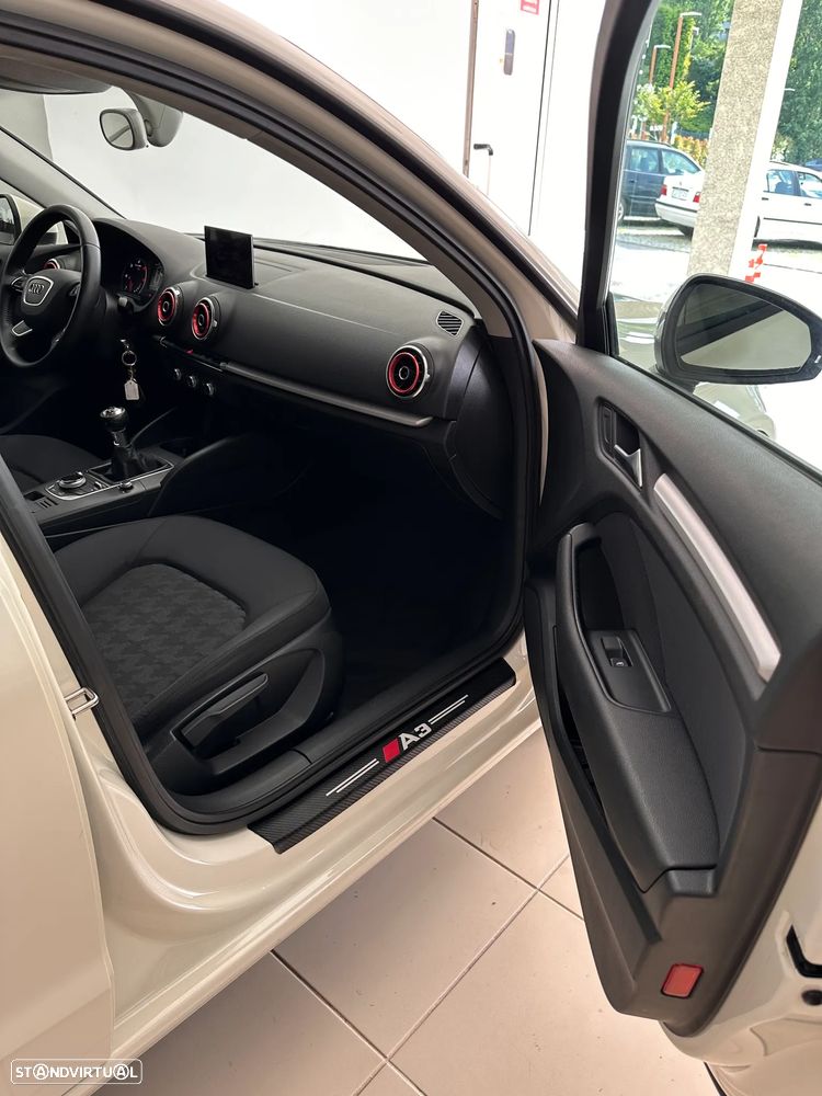 Audi A3 Sportback 1.6 TDI Sport - 8