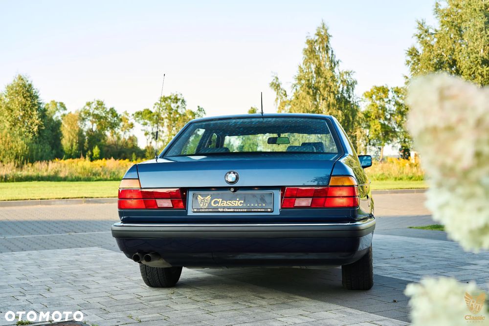 BMW Seria 7 - 34